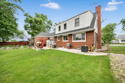 18148 State Line Avenue, Lansing, IL 60438 - Photo 26