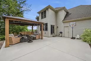 118 N 11th Ave, Saint Charles, IL 60174 - Photo 6