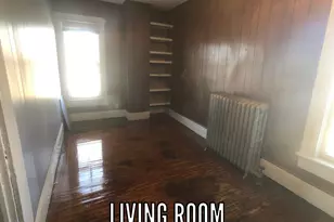 412 E Main St, Hoopeston, IL 60942 - Photo 8