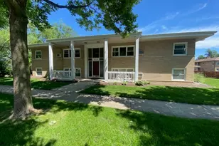 716 E Division St, Lombard, IL 60148 - Photo 1