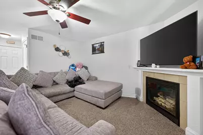215 W Cortland Center Road #-, Cortland, IL 60112 - Photo 4