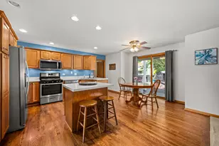 437 W Dekalb Dr, Maple Park, IL 60151 - Photo 24