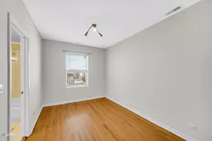 2316 W Rosemont Ave, Chicago, IL 60659 - Photo 12