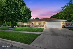 417 Greenfield Rd, Shorewood, IL 60404 - Photo 4