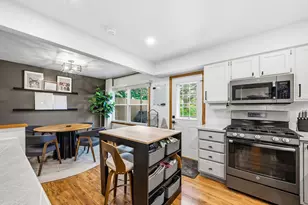 7341 East Ave, Hanover Park, IL 60133 - Photo 8