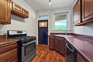 1716 W Estes Ave, Chicago, IL 60626 - Photo 12