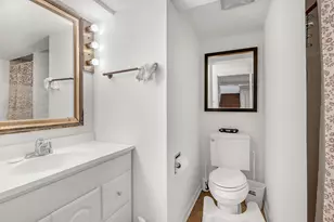 17W445 Butterfield Rd, Oakbrook Terrace, IL 60181 - Photo 14