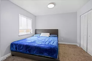 1315 Monomoy St, Aurora, IL 60506 - Photo 10