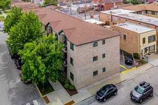 3154 N Oleander Ave, Chicago, IL 60707 - Photo 1