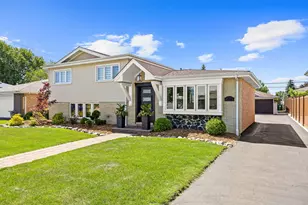 7917 W 81st St, Bridgeview, IL 60455 - Photo 1