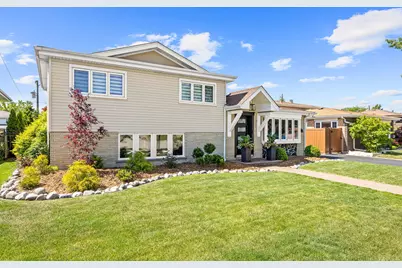 7917 W 81st Street, Bridgeview, IL 60455 - Photo 2
