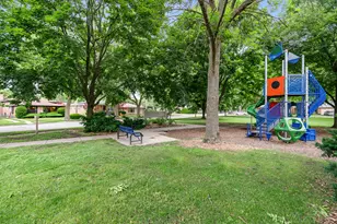 8446 Avers Ave, Skokie, IL 60076 - Photo 32