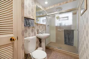 8446 Avers Ave, Skokie, IL 60076 - Photo 20