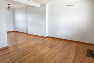5167 W 63rd Pl, Chicago, IL 60638 - Photo 8