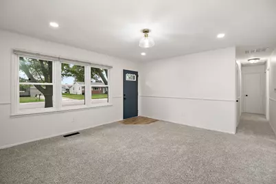 362 S Barbara Drive, Kankakee, IL 60901 - Photo 6
