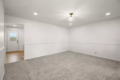 362 S Barbara Drive, Kankakee, IL 60901 - Photo 4