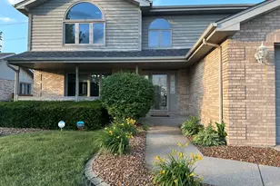19211 Brompton Ct, Mokena, IL 60448 - Photo 2