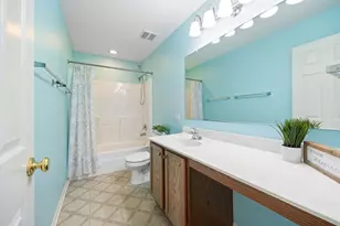3061 Hughsdale St, Elgin, IL 60124 - Photo 22