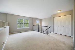3061 Hughsdale St, Elgin, IL 60124 - Photo 18