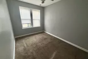 7722 S Cornell Ave, Chicago, IL 60649 - Photo 6