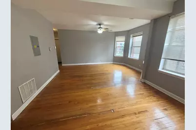 7722 S Cornell Avenue #1W, Chicago, IL 60649 - Photo 2