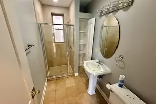 7722 S Cornell Ave, Chicago, IL 60649 - Photo 8