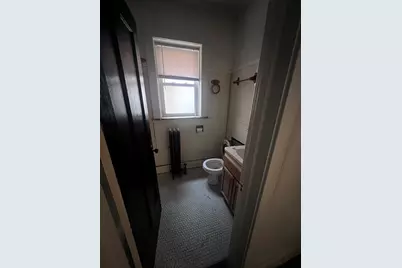 8127 S Vernon Avenue, Chicago, IL 60619 - Photo 6