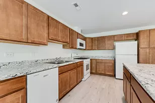 934 Arrowhead Dr, Elwood, IL 60421 - Photo 6