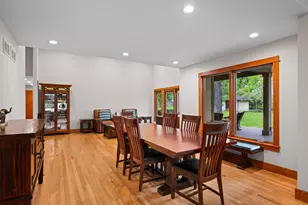 23W212 Blackcherry Ln, Glen Ellyn, IL 60137 - Photo 12