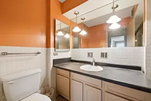 333 S East Ave, Oak Park, IL 60302 - Photo 22