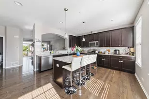 15 Margaret Dr, Schaumburg, IL 60194 - Photo 6