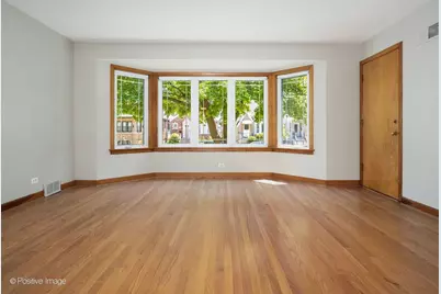6038 N Austin Avenue, Chicago, IL 60646 - Photo 4