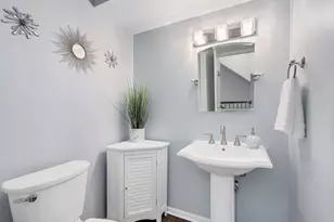 21W768 McCarron Rd, Glen Ellyn, IL 60137 - Photo 22