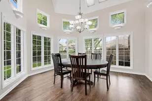 21W768 McCarron Rd, Glen Ellyn, IL 60137 - Photo 12