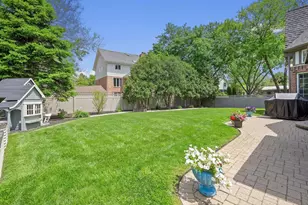 21W768 McCarron Rd, Glen Ellyn, IL 60137 - Photo 36