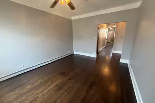 368 E 59th St, Chicago, IL 60637 - Photo 4
