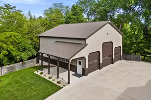 606 Harvey Rd, Downs, IL 61736 - Photo 26