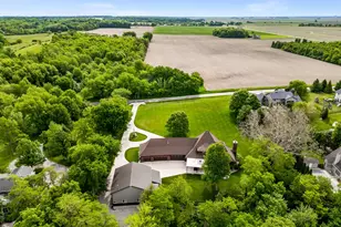 606 Harvey Rd, Downs, IL 61736 - Photo 14