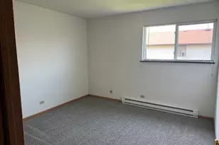 205 Morgan Ct, Manhattan, IL 60442 - Photo 2