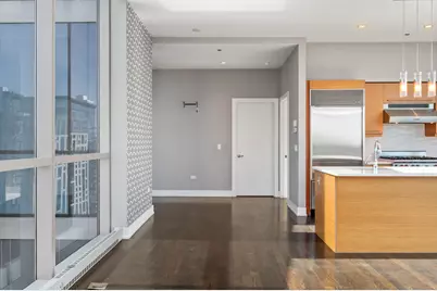 110 W Superior Street #2603, Chicago, IL 60654 - Photo 20