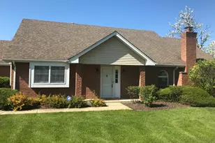 8581 Sandalwood Dr, Darien, IL 60561 - Photo 2