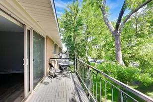[Address not provided], Glen Ellyn, IL 60137 - Photo 12