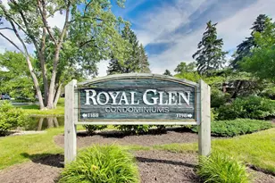 [Address not provided], Glen Ellyn, IL 60137 - Photo 2