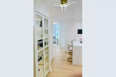 100 E Walton Street #36D, Chicago, IL 60611 - Photo 4