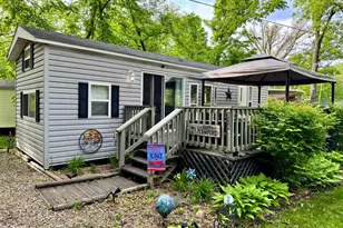 2795 E 28th Rd, Seneca, IL 61360 - Photo 1