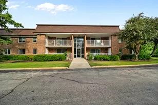 1102 Westover Ln, Schaumburg, IL 60193 - Photo 1