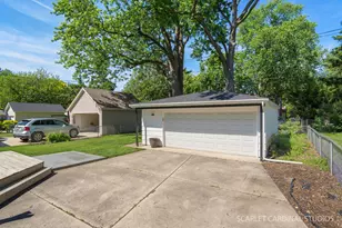 420 N Rush St, Itasca, IL 60143 - Photo 2