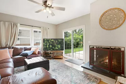 1110 E Dogwood Lane, Mount Prospect, IL 60056 - Photo 12