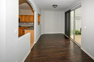 574 E Thornhill Ln, Palatine, IL 60074 - Photo 8