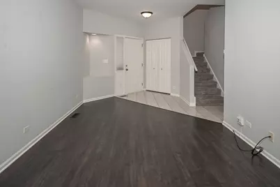 574 E Thornhill Lane, Palatine, IL 60074 - Photo 6